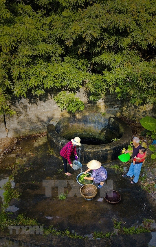 village well in vietnamese peoples life