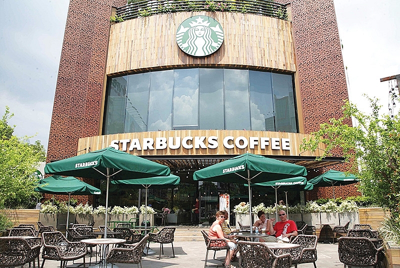 Locals Displeased With Cursoriness Of Starbucks Vietnam In Resolving Thefts
