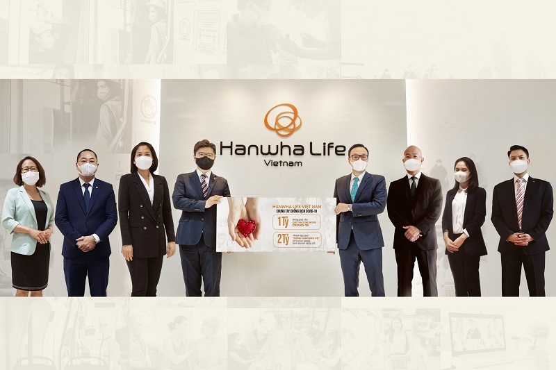 hanwha life vietnam supports community and sales force with 130430 against covid 19