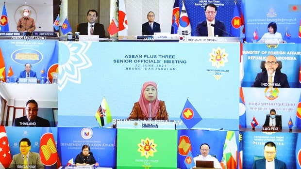 ASEAN+3 SOM: Vietnam underlines cooperation to fight COVID-19, promote recovery as top priority