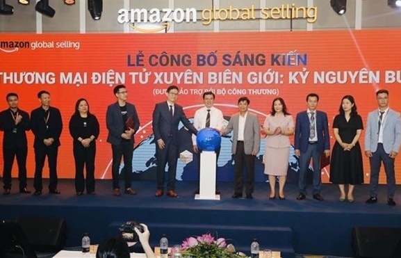 Amazon initiative helps boost cross-border e-commerce in Vietnam