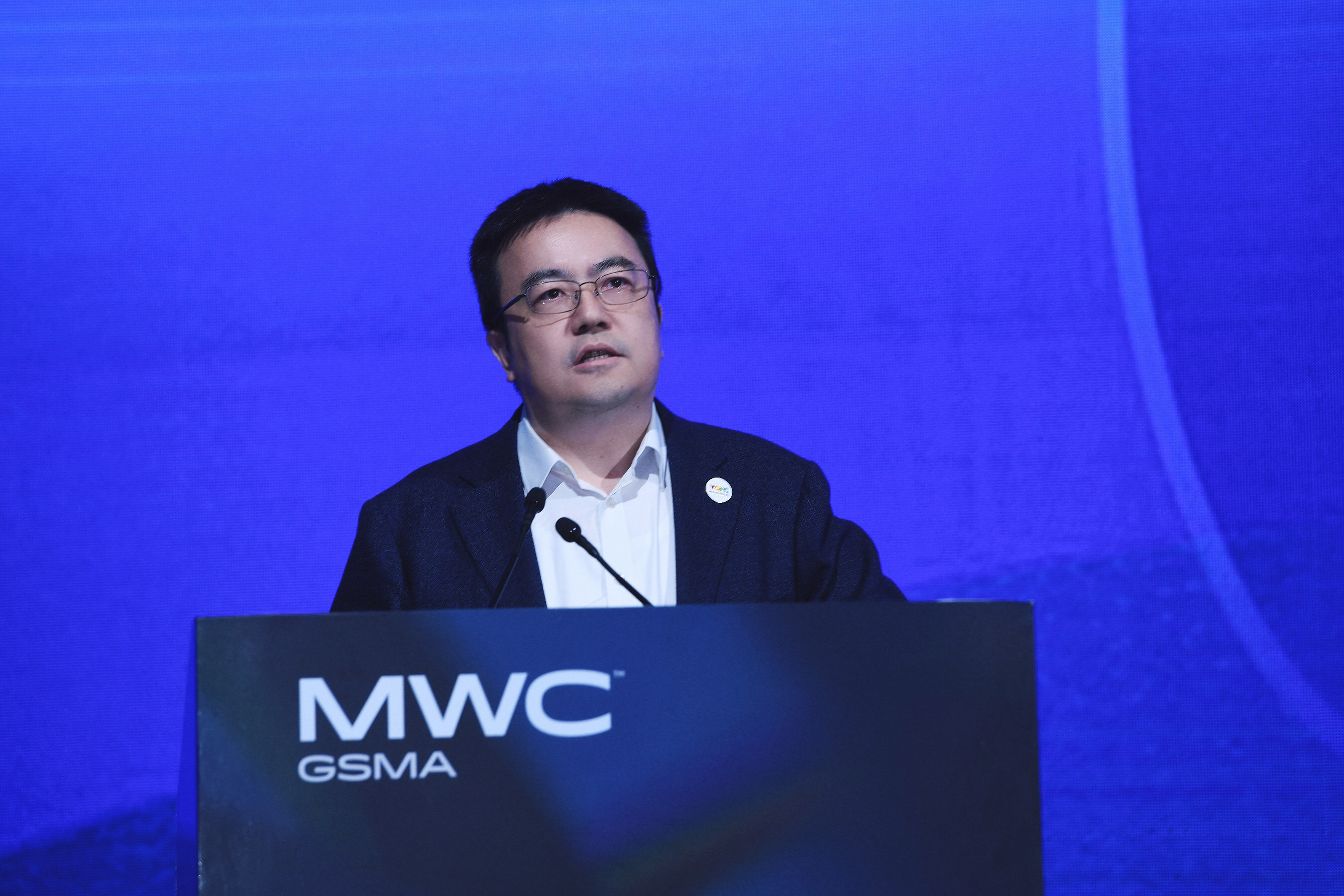 YOFC launches “AI-2030” strategy for next-gen optical infrastructure