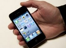 EU aims to slash mobile phone roaming charges