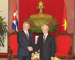 Vietnam and Cuba look to bolster ties