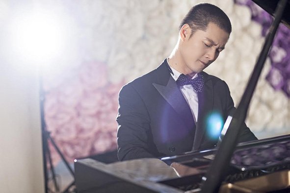 duc tuan revives phantom of the opera in new live show