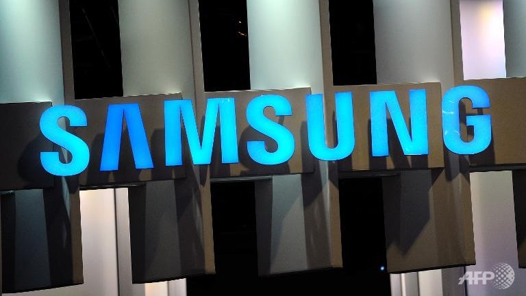 samsung posts 196 fall in q2 net profit