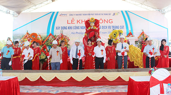 Kinh Bac Corp. starts construction of Trang Cat township