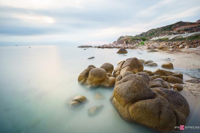 Summer paradise on the island of Binh Ba, Binh Ba Island