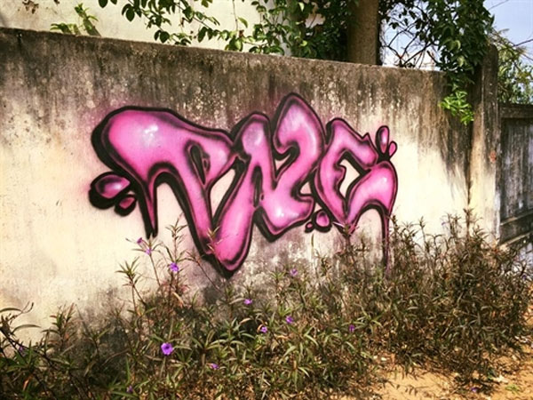 British graffiti artist, special art tour, tour guide, Vietnam economy, Vietnamnet bridge, English news about Vietnam, Vietnam news, news about Vietnam, English news, Vietnamnet news, latest news on Vietnam, Vietnam
