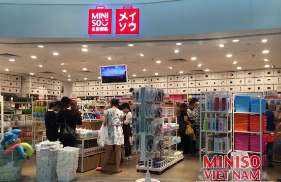 Japanese retailer Miniso sets foot in Vietnam