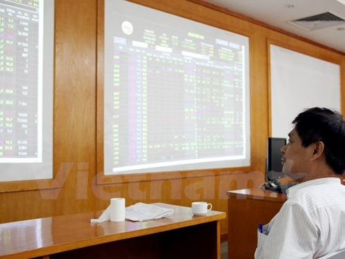 stocks end mixed energy firms extend losses