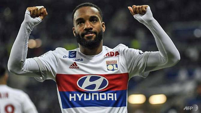 arsenal break club record to clinch lacazette deal