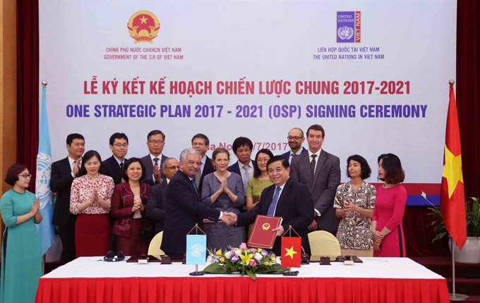 vn un sign strategic 423m plan for 2017 21