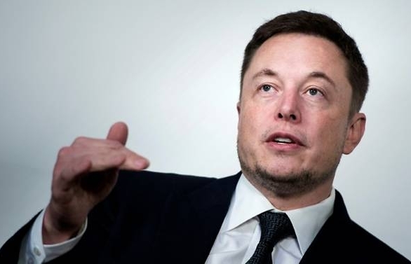 Elon Musk's latest outburst raises doubts on leadership