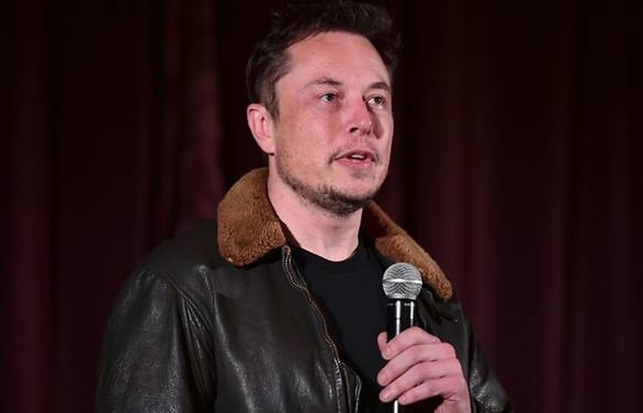 Tesla shares tumble after Musk tweet controversy