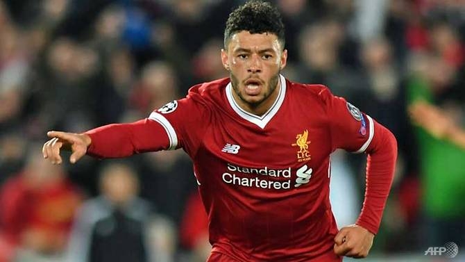 injured liverpool star oxlade chamberlain likely to miss whole season