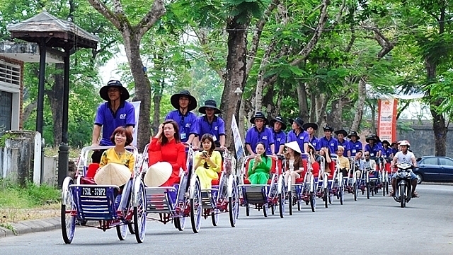 cyclo tour a leisurely sightseeing experience in hue