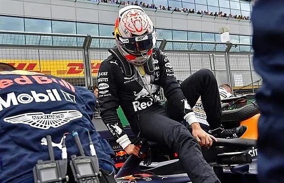 Vettel apologises to Verstappen, admits mistake