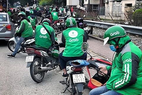 vietnam seeks to provide fair treatment to ride hailing traditional taxi firm