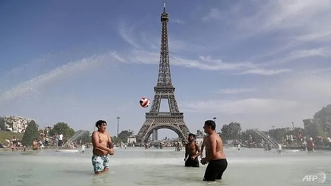 paris braces for record heat as europe scorched again