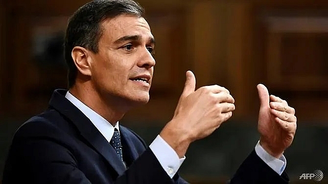 spain pm loses confidence vote after coalition talks fail