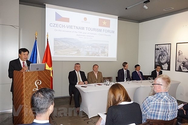 vietnam czech republic step up tourism cooperation