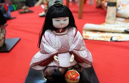 Traditional Japanese dolls exhibition comes back to Hanoi