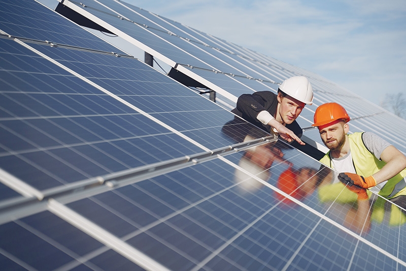 Companies continue opting for rooftop solar solutions