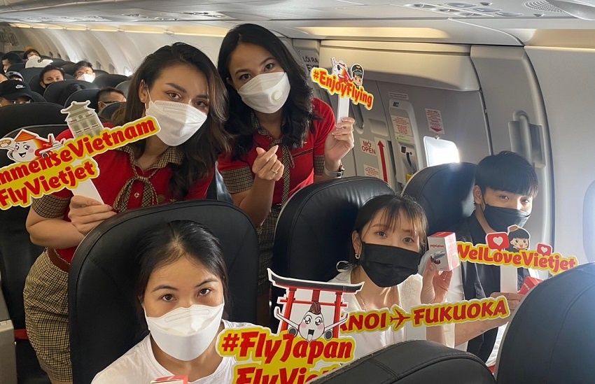 Flying directly to Fukuoka, Nagoya with Vietjet in almost 5 hours