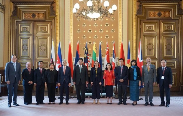 ASEAN, UK reaffirm commitment to strengthen cooperation