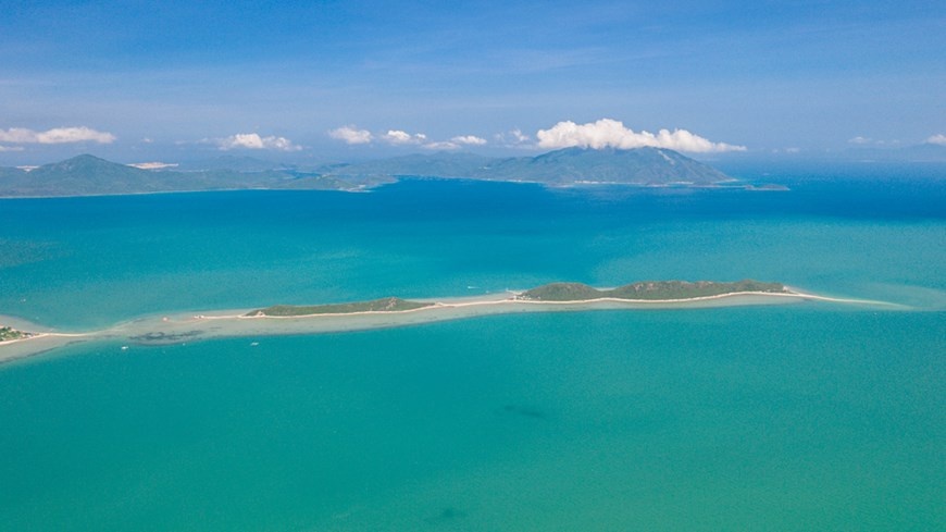 Khanh Hoa - Phu Yen route: View from above