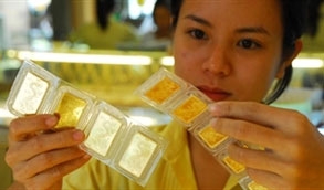 Gold prices close to VND41 million/tael