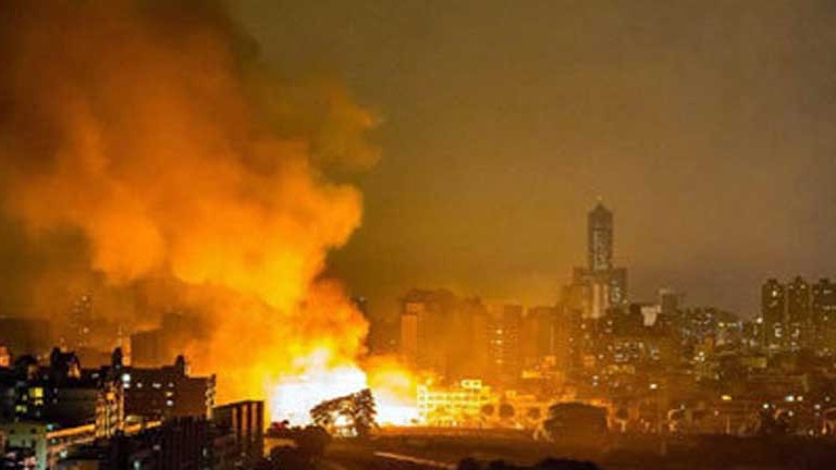 powerful taiwan gas explosions kill 20 injure 270