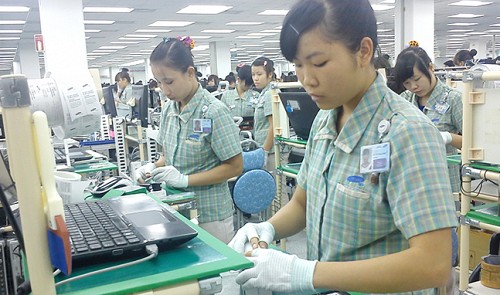 vietnam part suppliers raise white flag even on simple hi tech items official