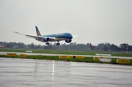 vietnam airlines offers special airfare to uk