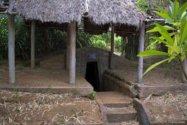 Vinh Moc Tunnel, underground village, patriotism