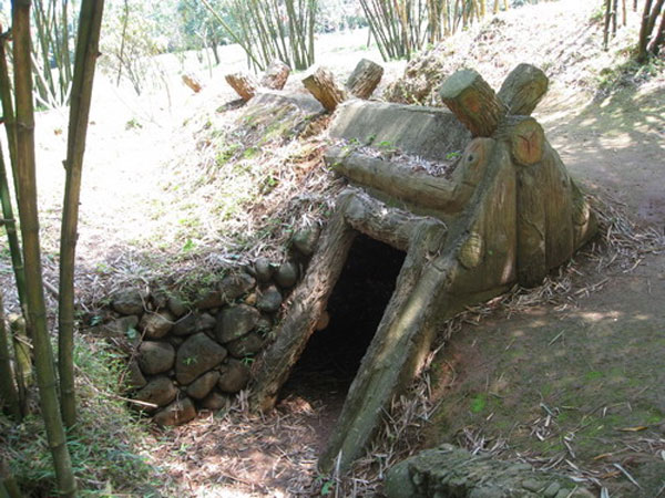 Vinh Moc Tunnel, underground village, patriotism