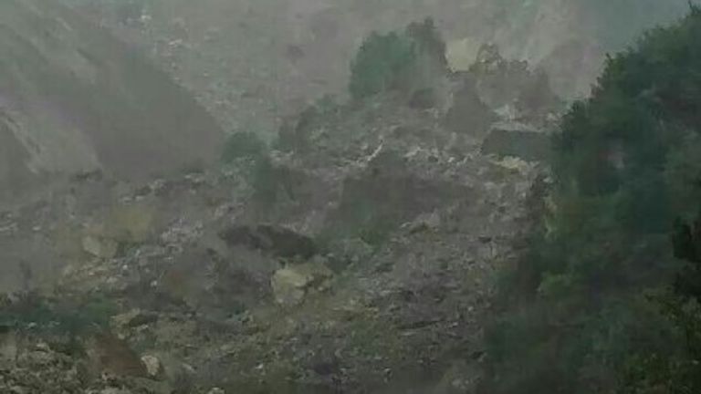 china landslide leaves around 40 missing