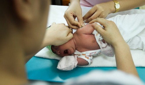 vietnam mulls bill for compensation for victims of vaccination accidents