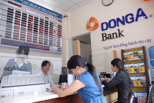 central bank puts donga bank under special supervision