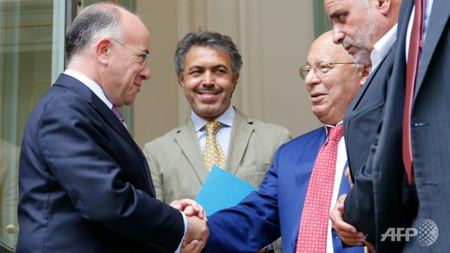 france seeks new chapter in muslim relations