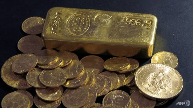 gold demand hits eight year low industry body