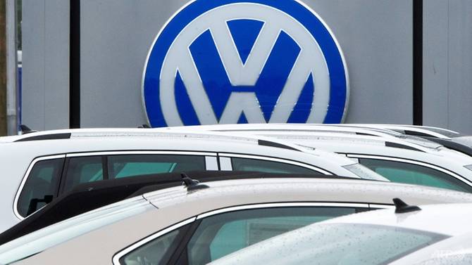 workers strike at vw plant in portugal