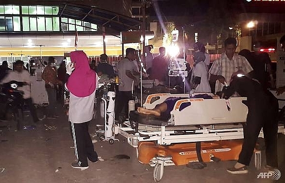 82 dead after 6.9-magnitude earthquake hits Indonesia's Lombok island