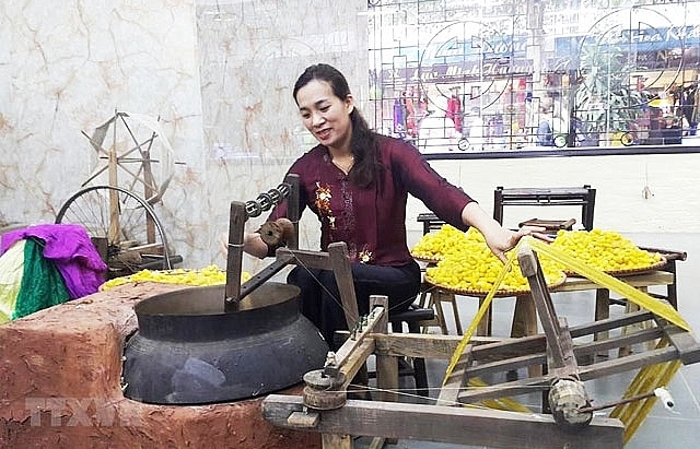 Festival honours Vietnam’s traditional silk, brocade weaving