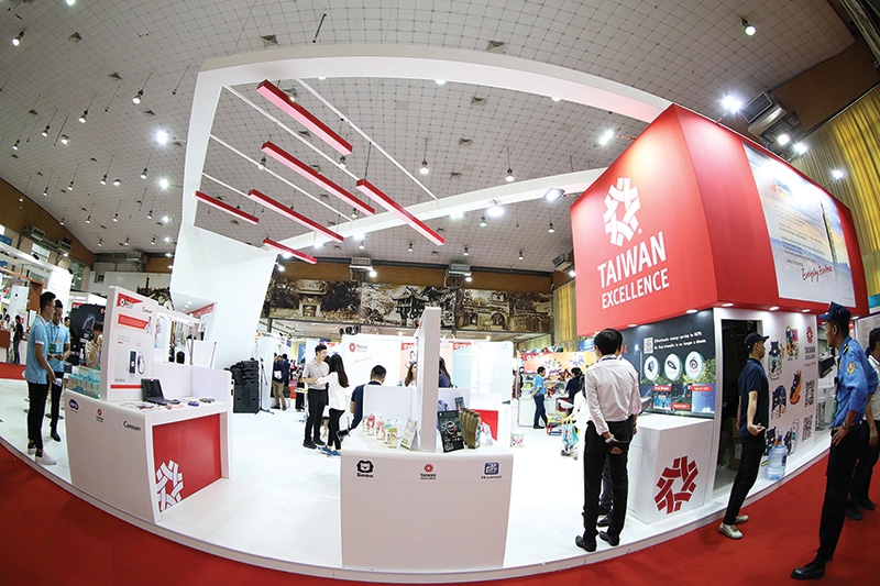 taiwanese brands shine at taiwan expo in hanoi