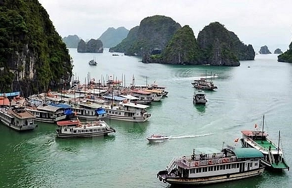 Ha Long Bay among world’s most beautiful places: British magazine