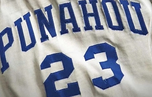 Obama basketball jersey sells for US$120,000