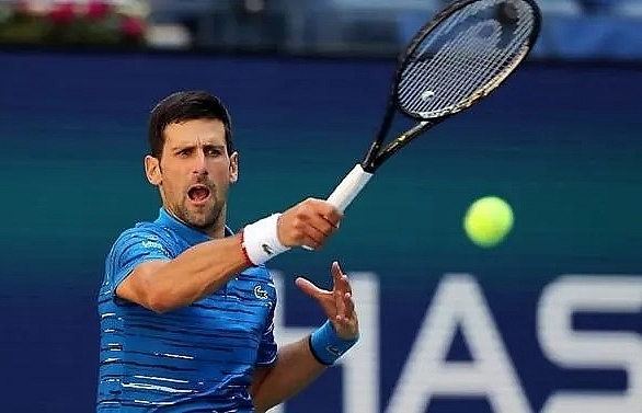 Djokovic rolls at US Open as Barty, Pliskova fight through