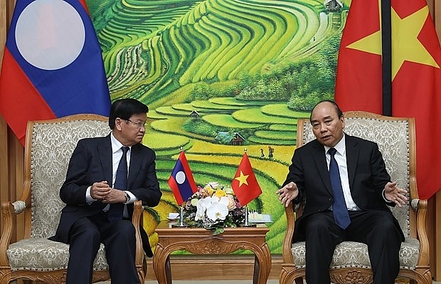 Prime Minister hosts Lao counterpart